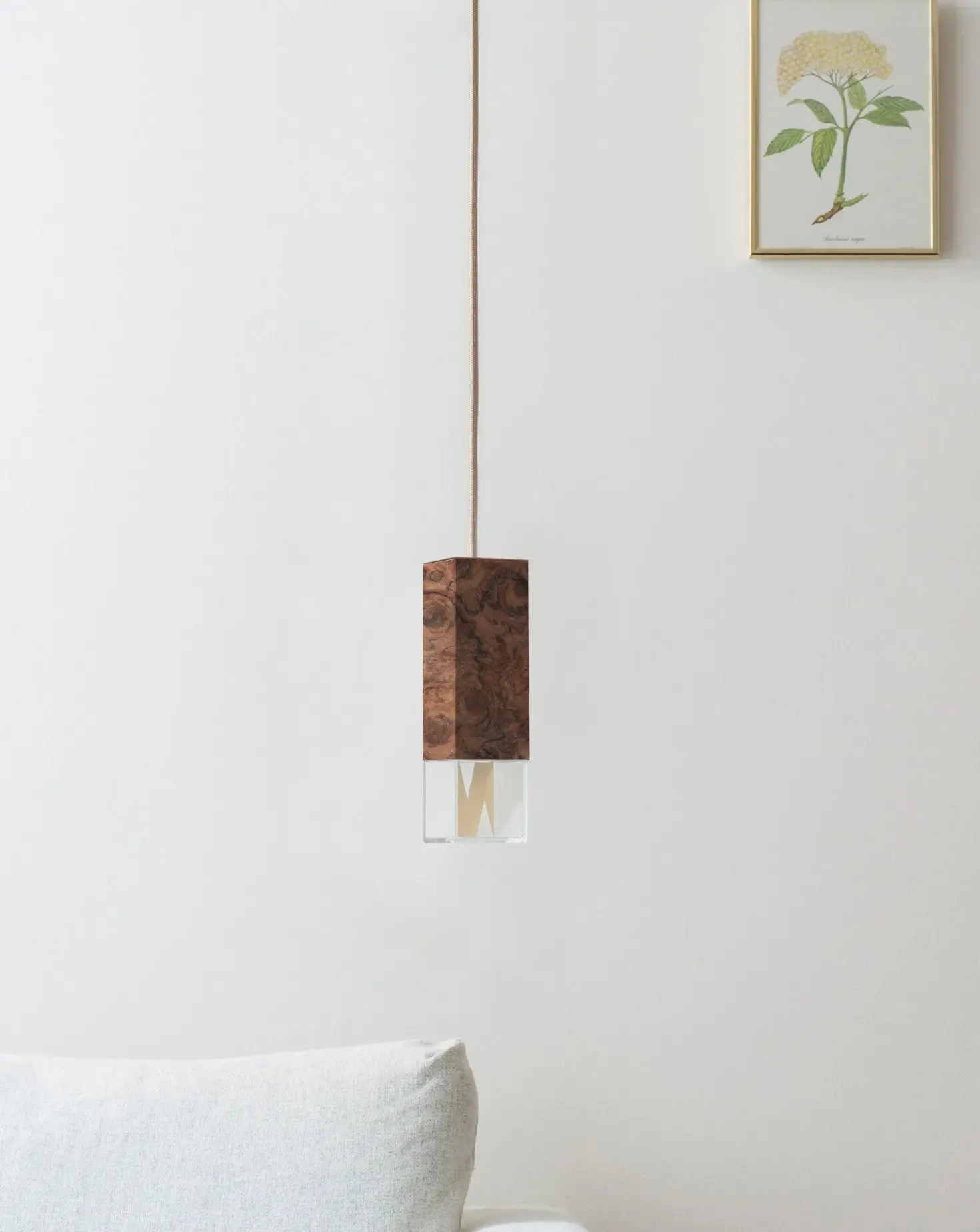 One Wood Revamp Chandelier 02