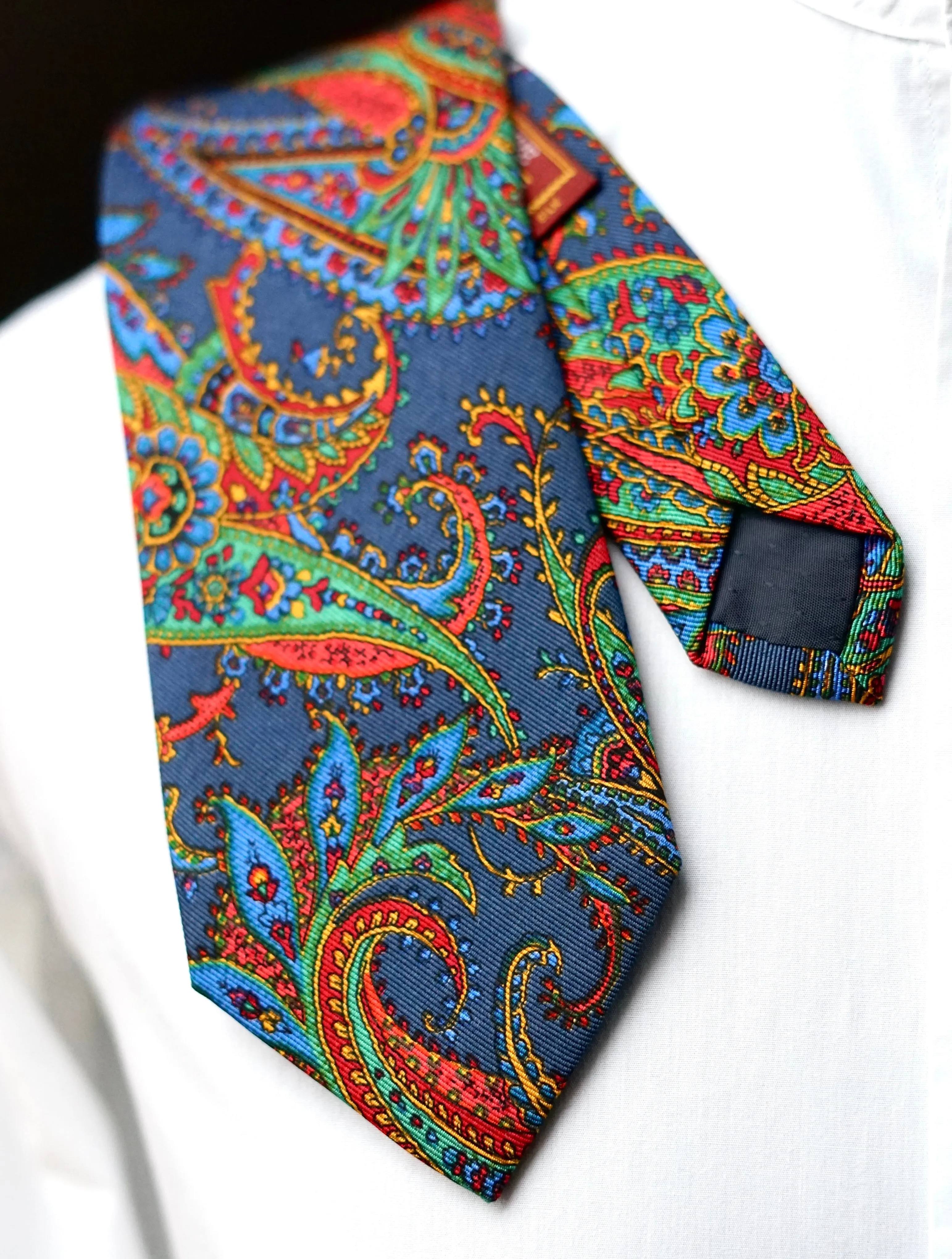 Tania Vintage Tie